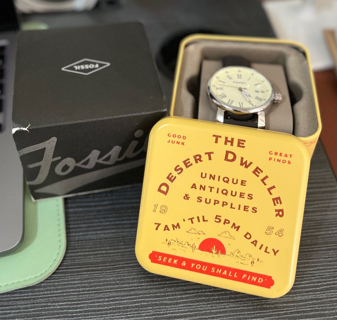 Fossil good hotsell brand