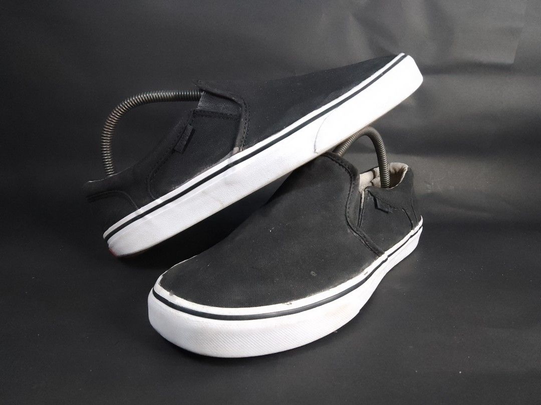 Black leather on sale vans size 9