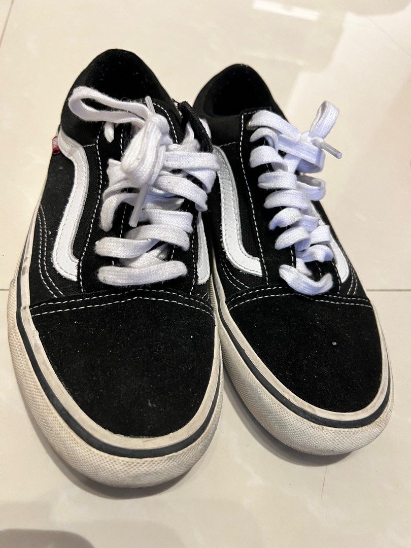 Tampines 1 shop vans