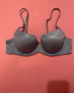 （分類：）位於 。 由 bid4me 提交（商品編號 1240758391，圖片 1）。簡介： 。