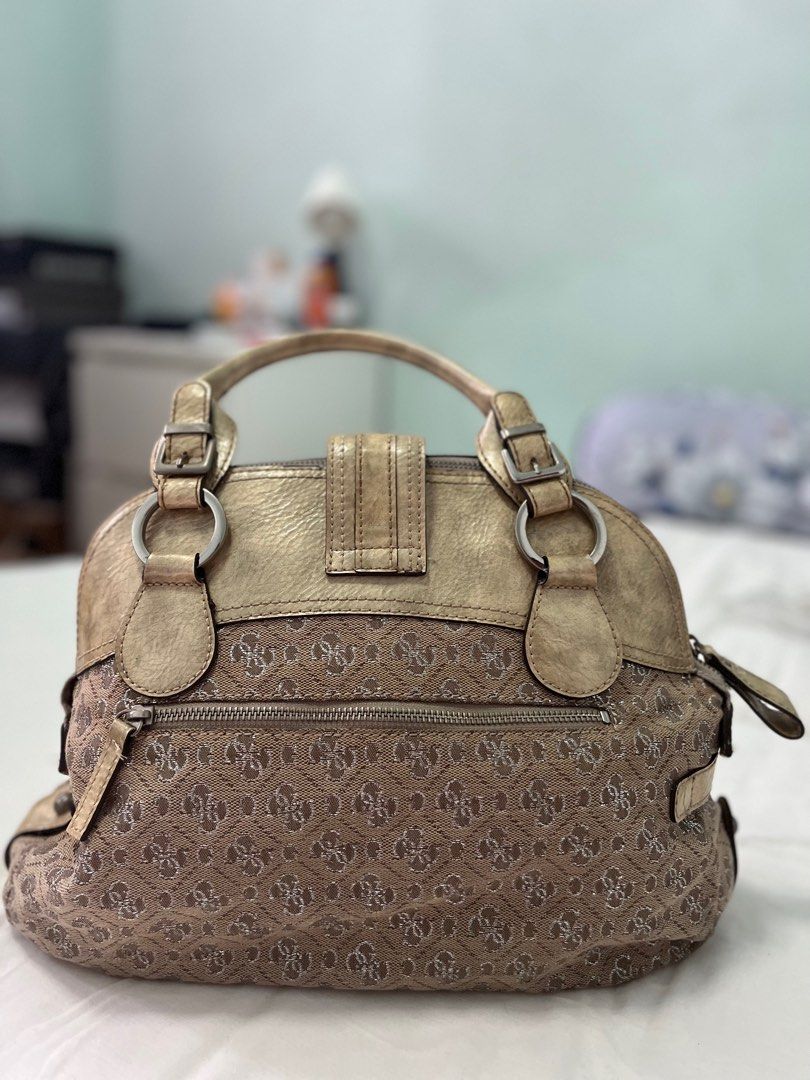 Vintage Guess bag, Luxury, Bags & Wallets on Carousell