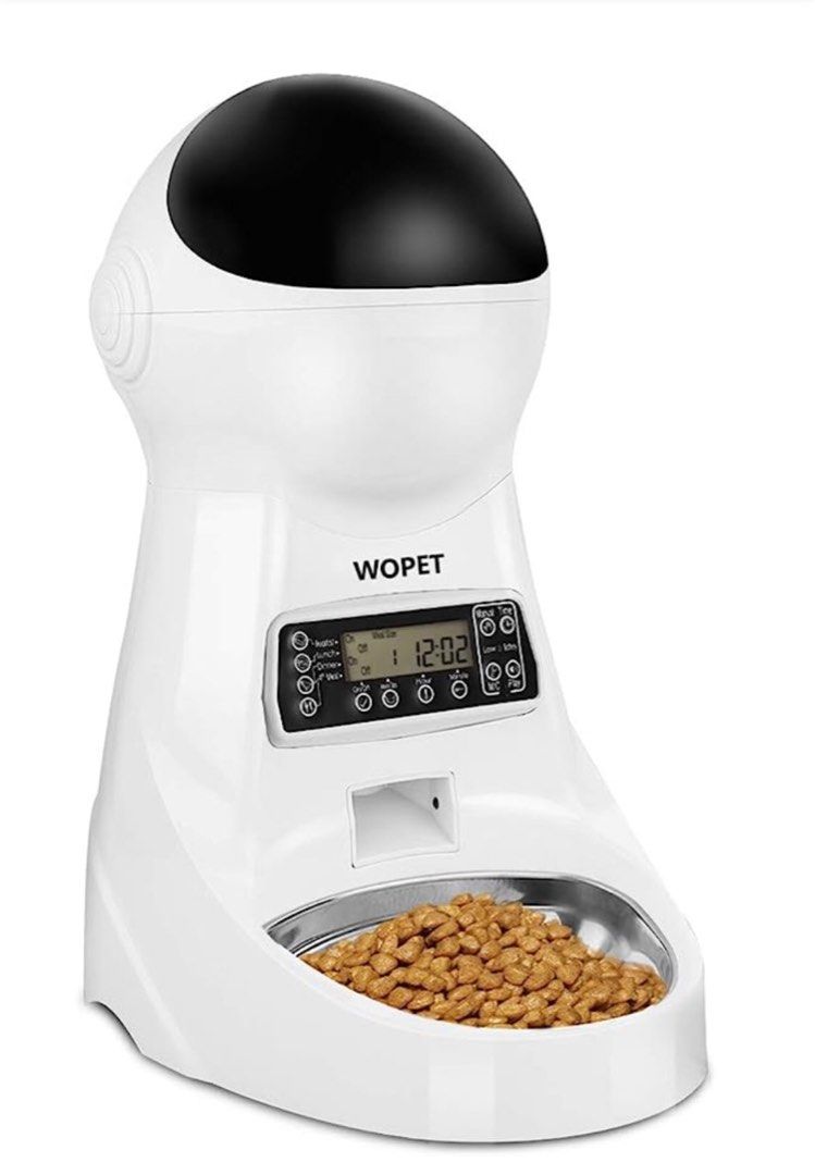 Electronic dog deals feeder