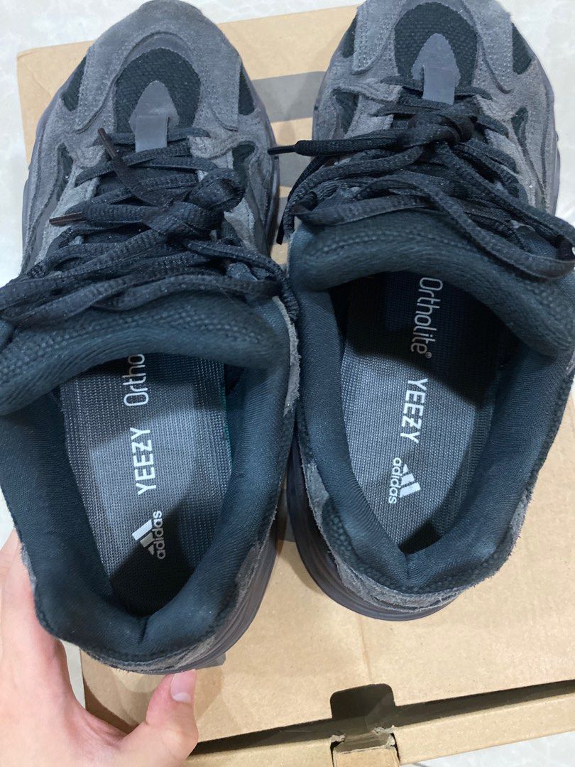 Fake yeezy vanta on sale