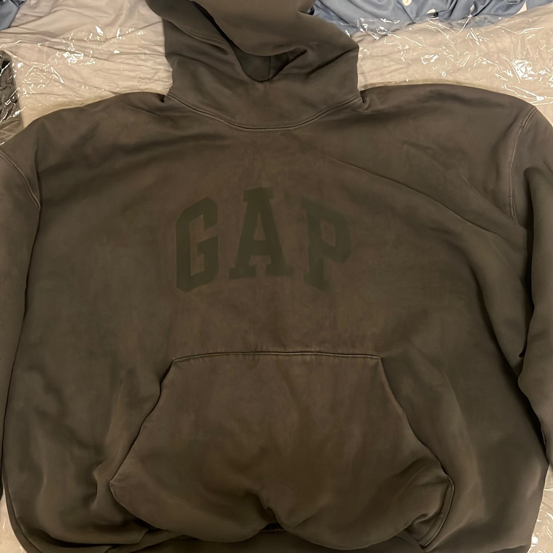 Yeezy gap Balenciaga dove hoodie, 他的時尚, 上身及套裝, 連帽衫在