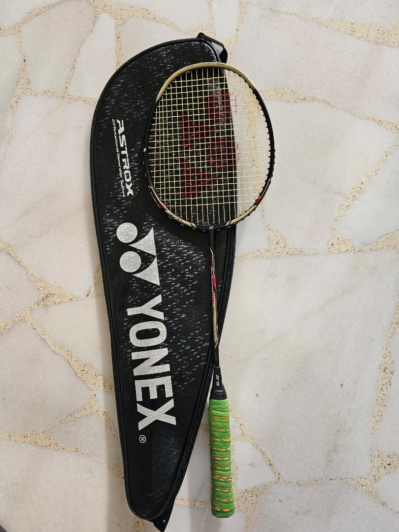Arcing Racket Yonex Badminton Racket Arc Saber 69 Light, Sports Equipment, Sports ...