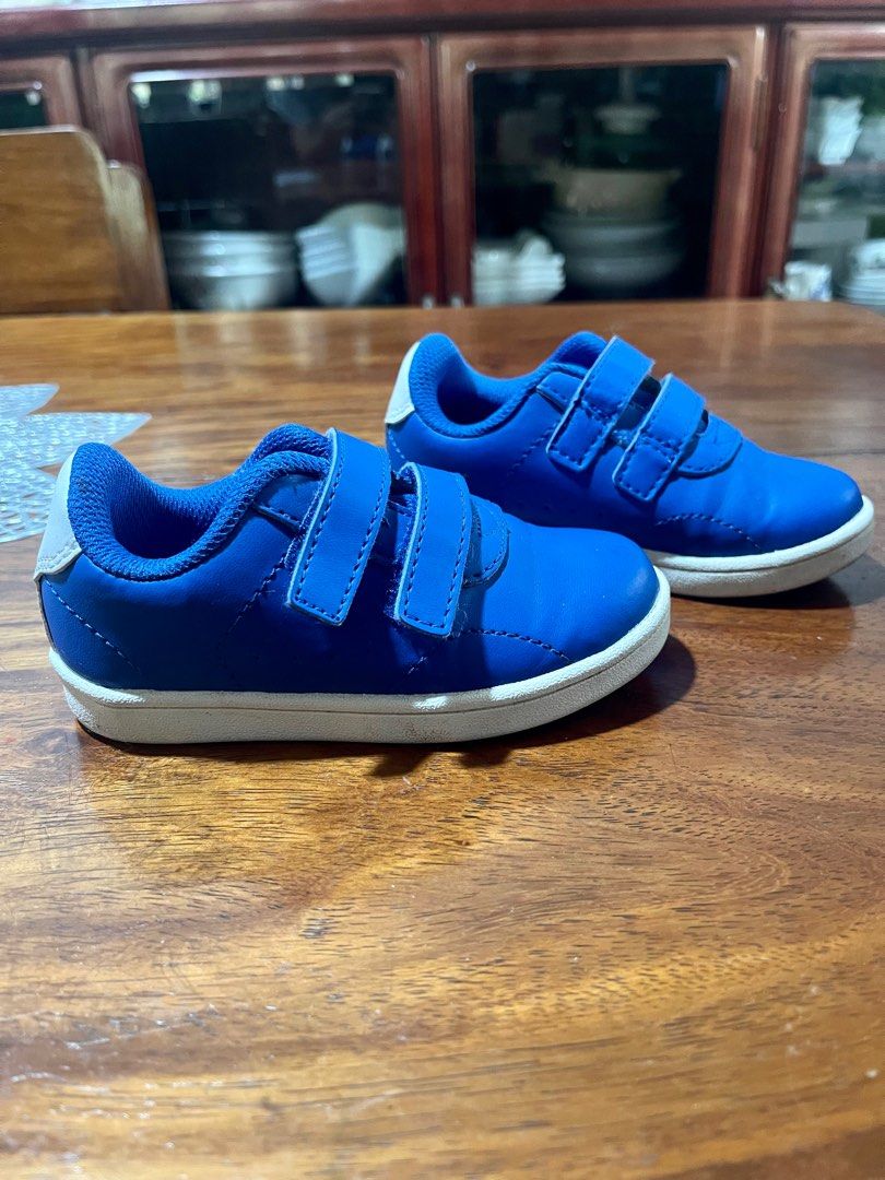 Payless velcro sneakers shop