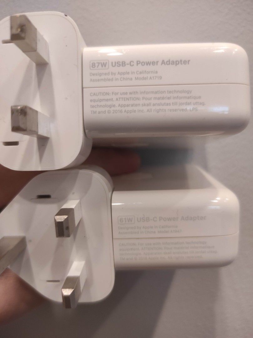 87W or 61W usb-c power adapter 充電器, 電腦＆科技, 電腦周邊及配件