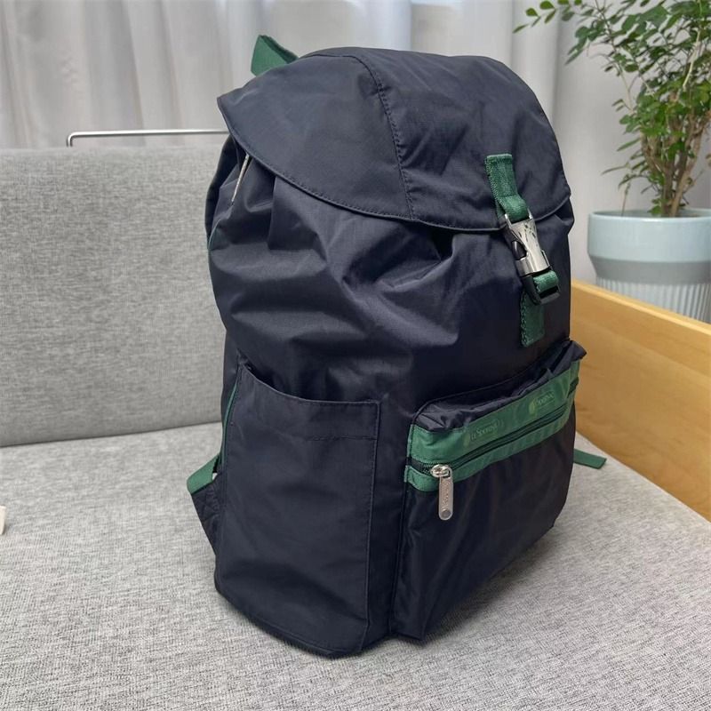 LeSportsac SMART FLAP