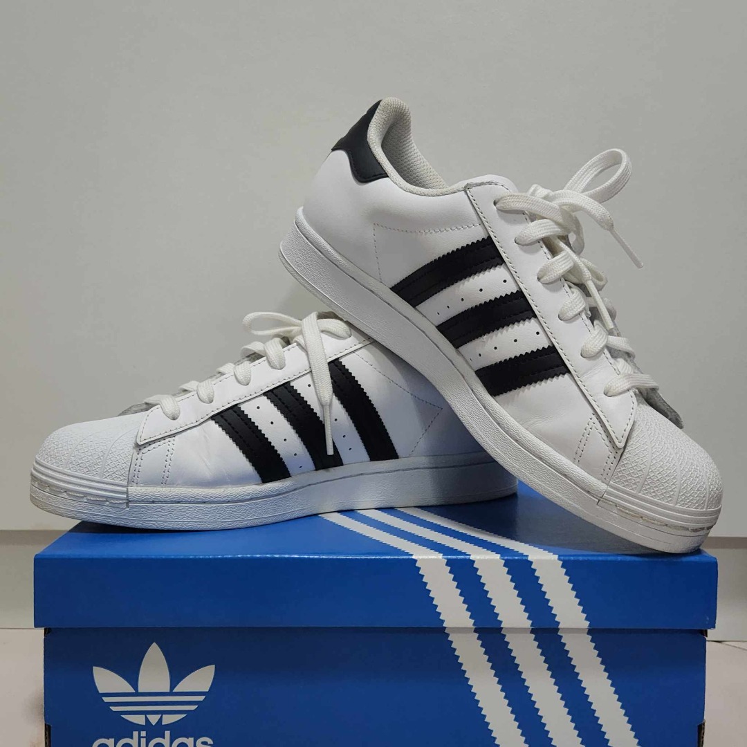 Mens black 2025 superstar adidas