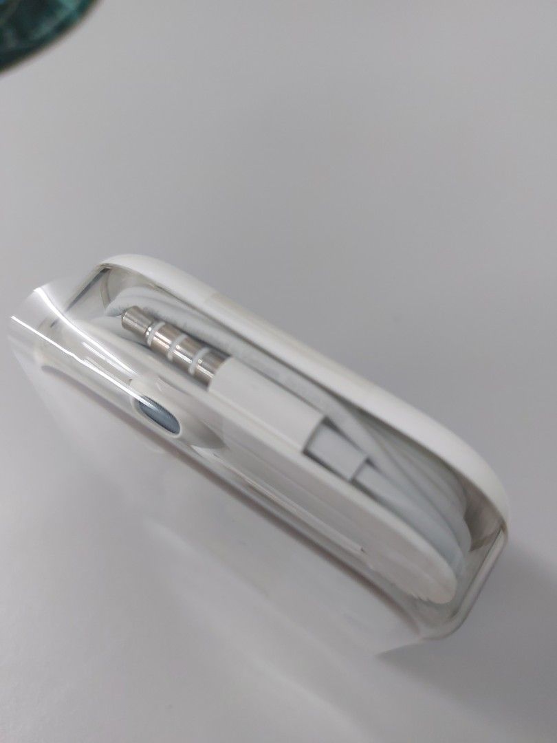 sell apple earphones