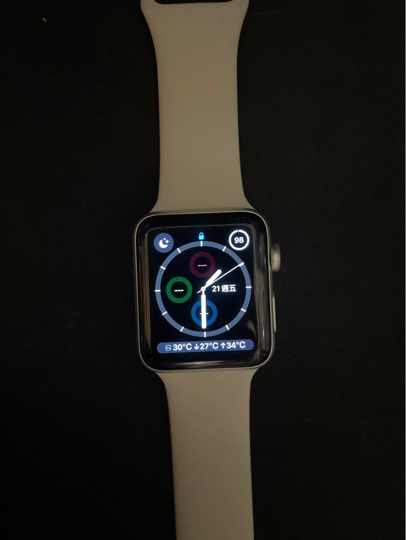 Apple Watch 3 42mm GPS, 手提電話, 智能穿戴裝置及智能手錶- Carousell