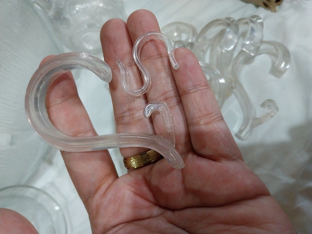 Arcoroc Punch Set (Category: Other Kitchenware & Tableware) located in Cavite. Submitted by mom0f2 (Listing ID 1244150002, Image 3). Description: 10 cups 1 big bowl 10 big hooks 10 small hooks 1 laddle This is a vintage collectible item already which was featured in Jessica Soho..