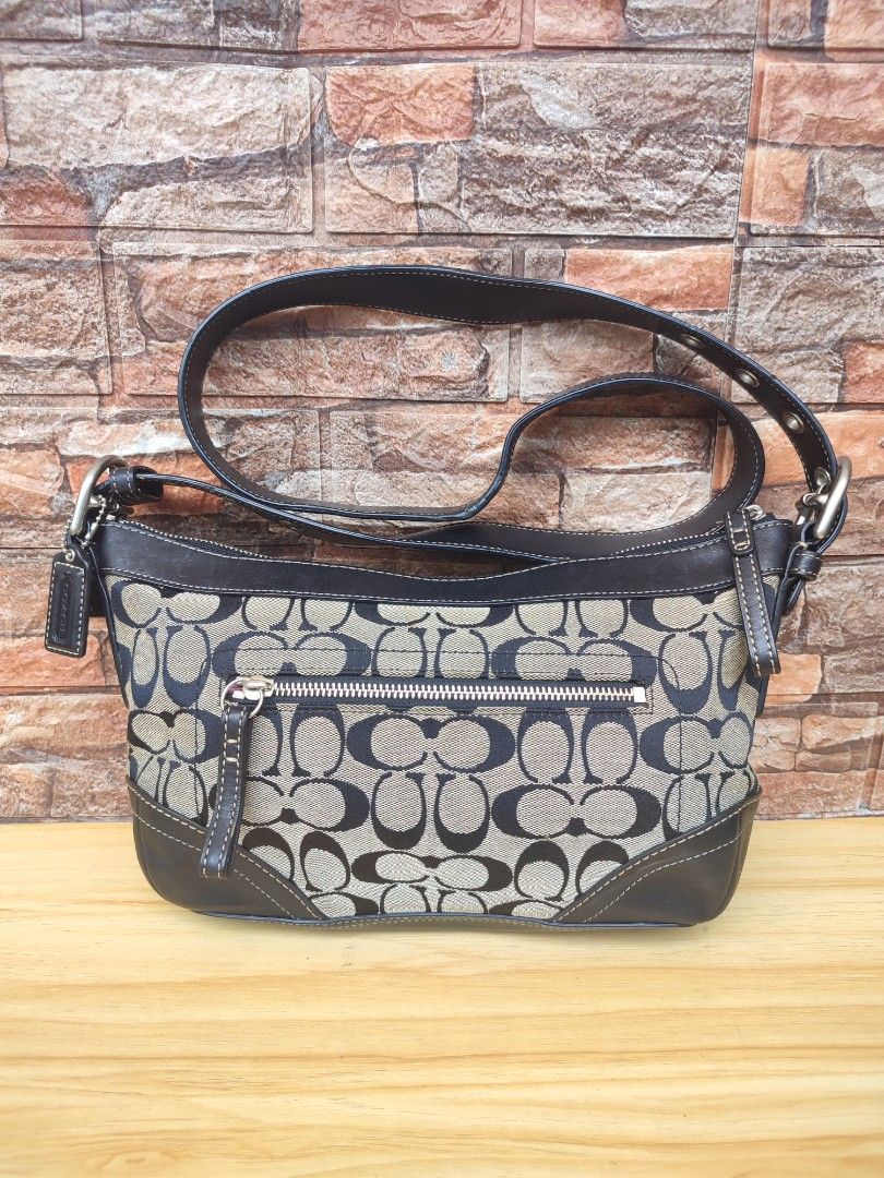 Authentic coach sling bag price store