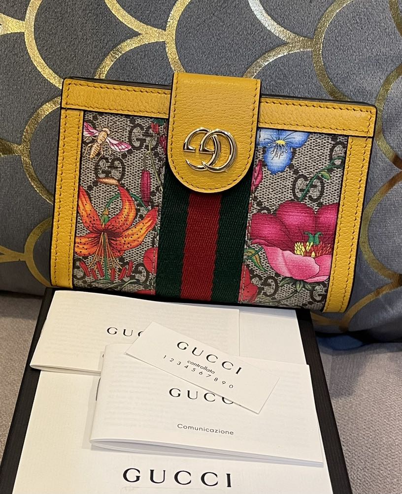 Authentic Gucci Ophidia Passport Holder, Women's Fashion, Bags