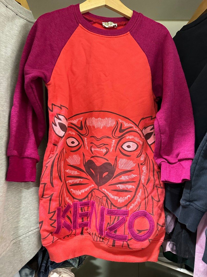 Kenzo store sweater outfit