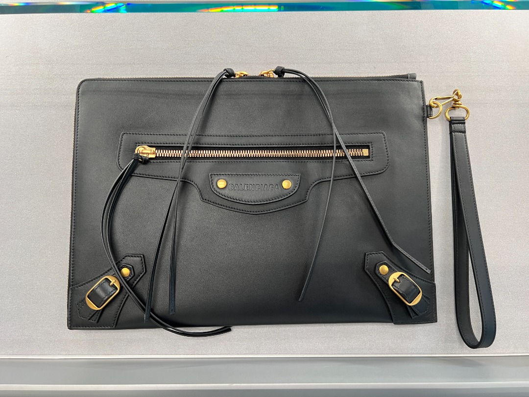 BALENCIAGA Neo Classic Pouch