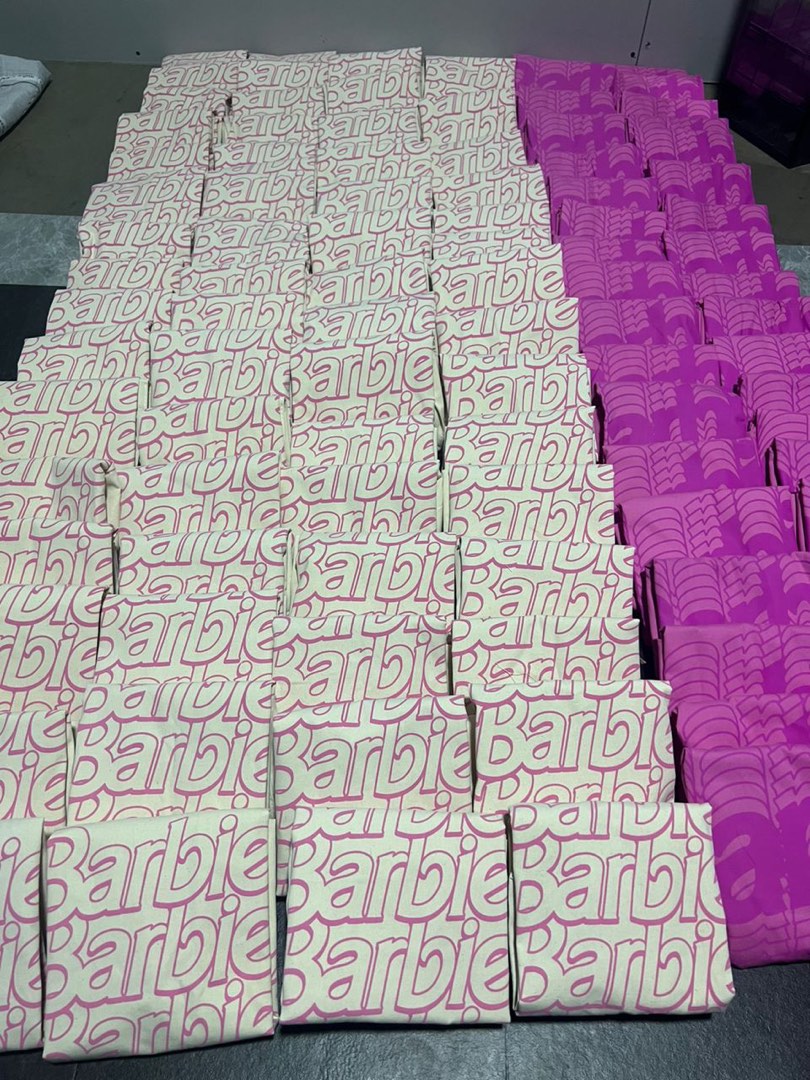 EVERYDAY TOTE BARBIE