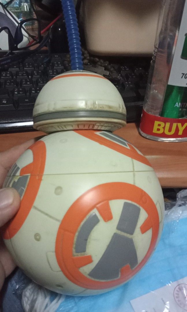 BB 8 (Category: Character Goods) located in Pasig City. Submitted by joe.pasig (Listing ID 1244202989, Image 2). Description: Never used. purchased in HK Disneyland. nalagyan lng tubig. pag bili ganito na tlga cya. well kept. wala na yung tag pinabili ko lng dati sa HK. Hesitant seller po to this item. Kasi I collect star wars item din..