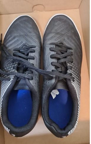 Soccer shoes size 6.5 hotsell