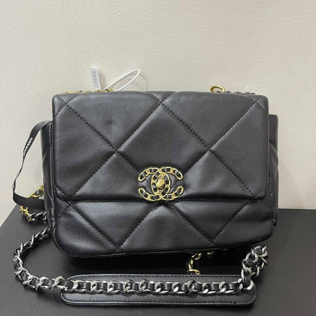 Chanel 19 Lambskin from Korea with Micro chip, Women's Fashion