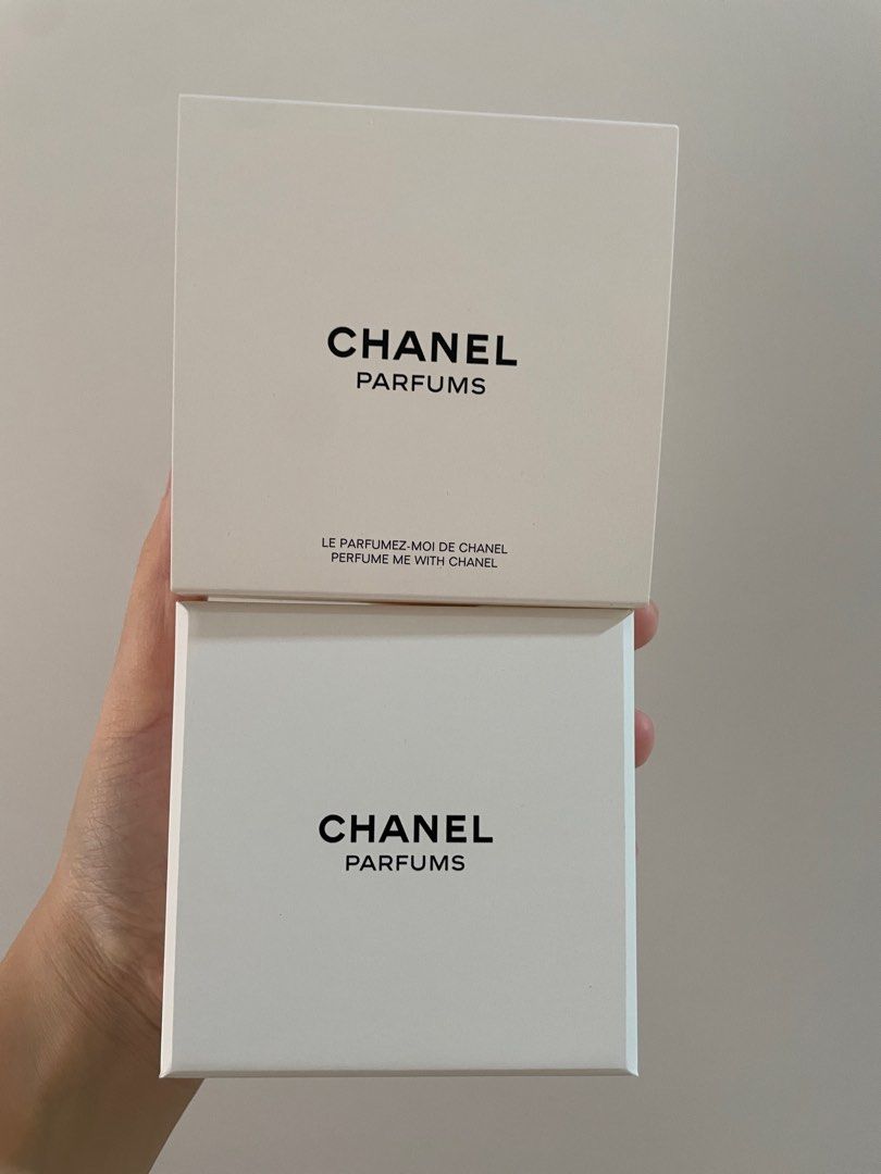 chanel perfume white