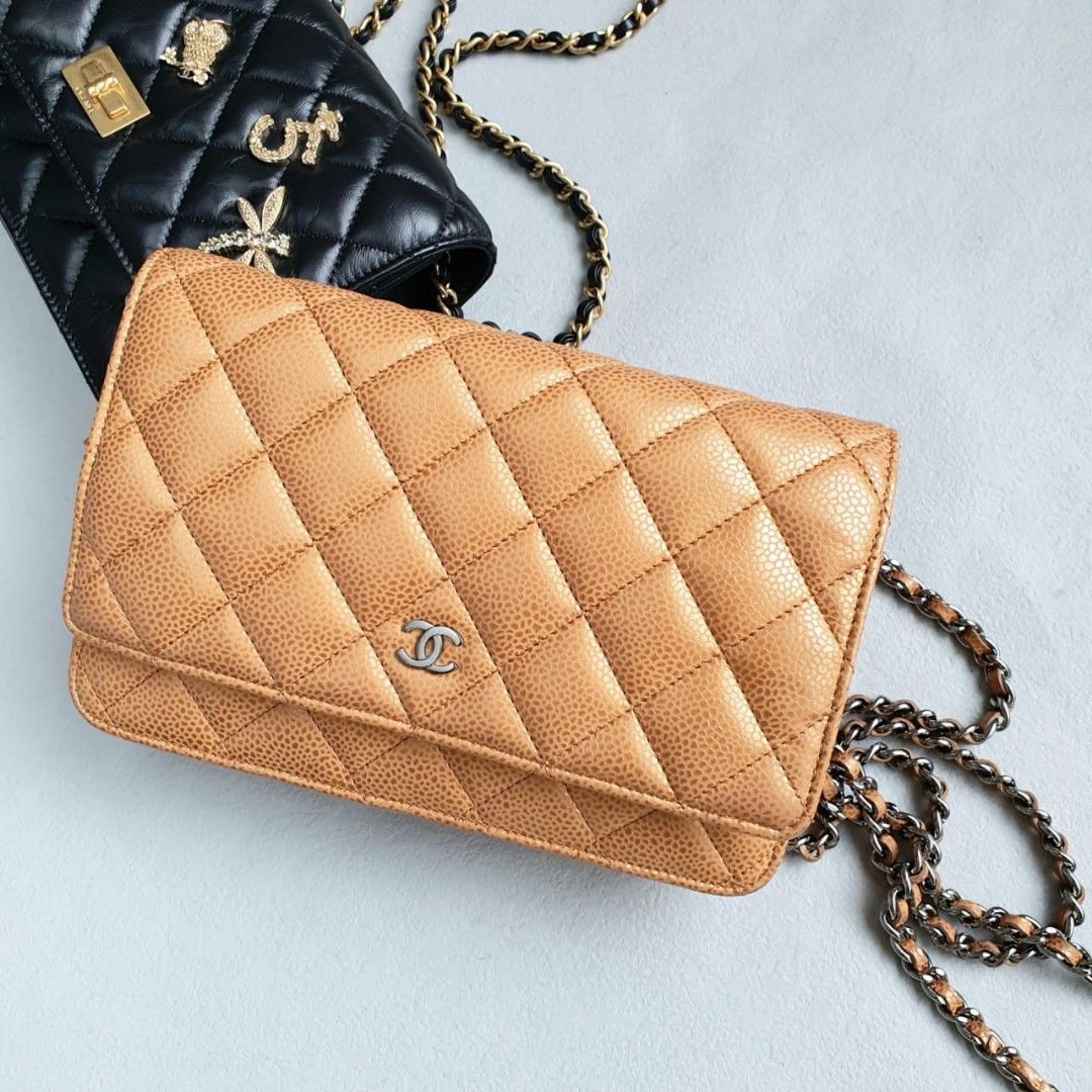 chanel wallet on chain top handle