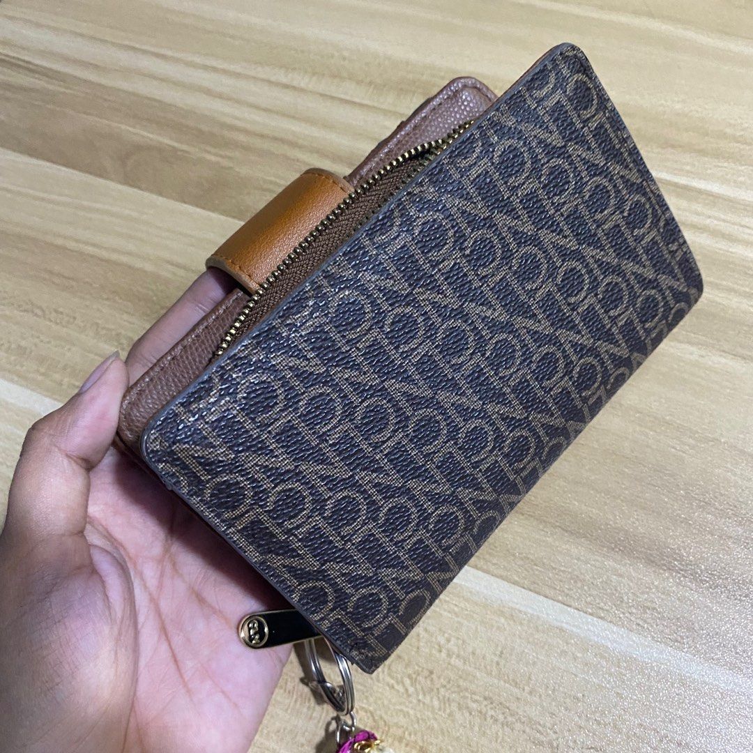 CLN Calanthe, Women's Fashion, Bags & Wallets, Wallets & Card holders on  Carousell