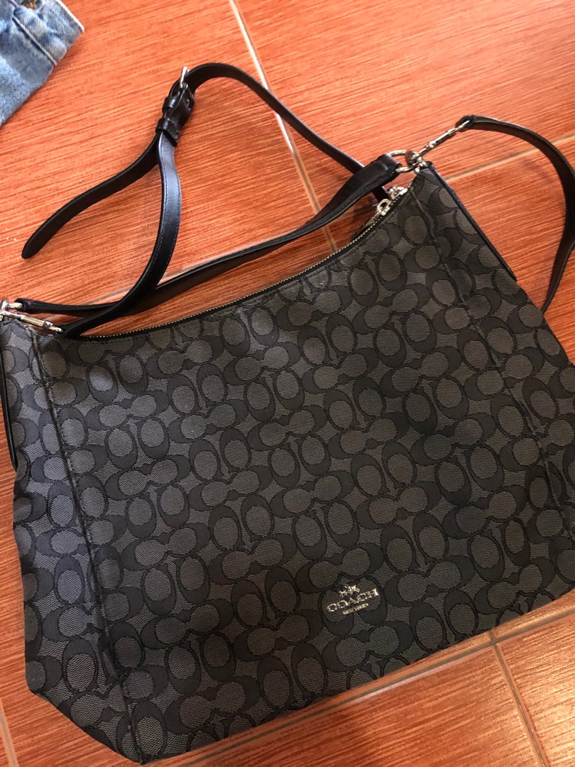 COACH handbag, Luxury, Bags & Wallets on Carousell