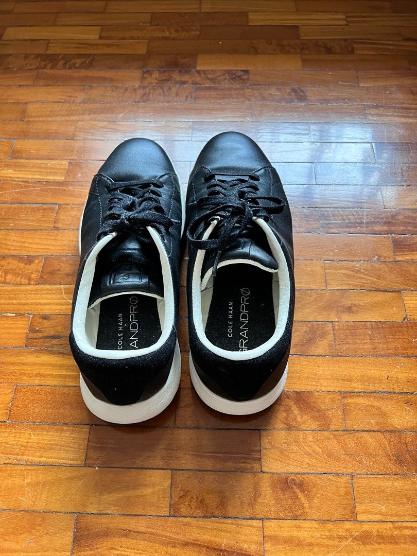 Cole Haan Grand Pro Black (Category: Sneakers) located in Pasig City. Submitted by pike_selling (Listing ID 1244111813, Image 2). Description: Cole Haan Grand Pro Color: Black Size: 8.5 Men’s Condition: Very Good.
