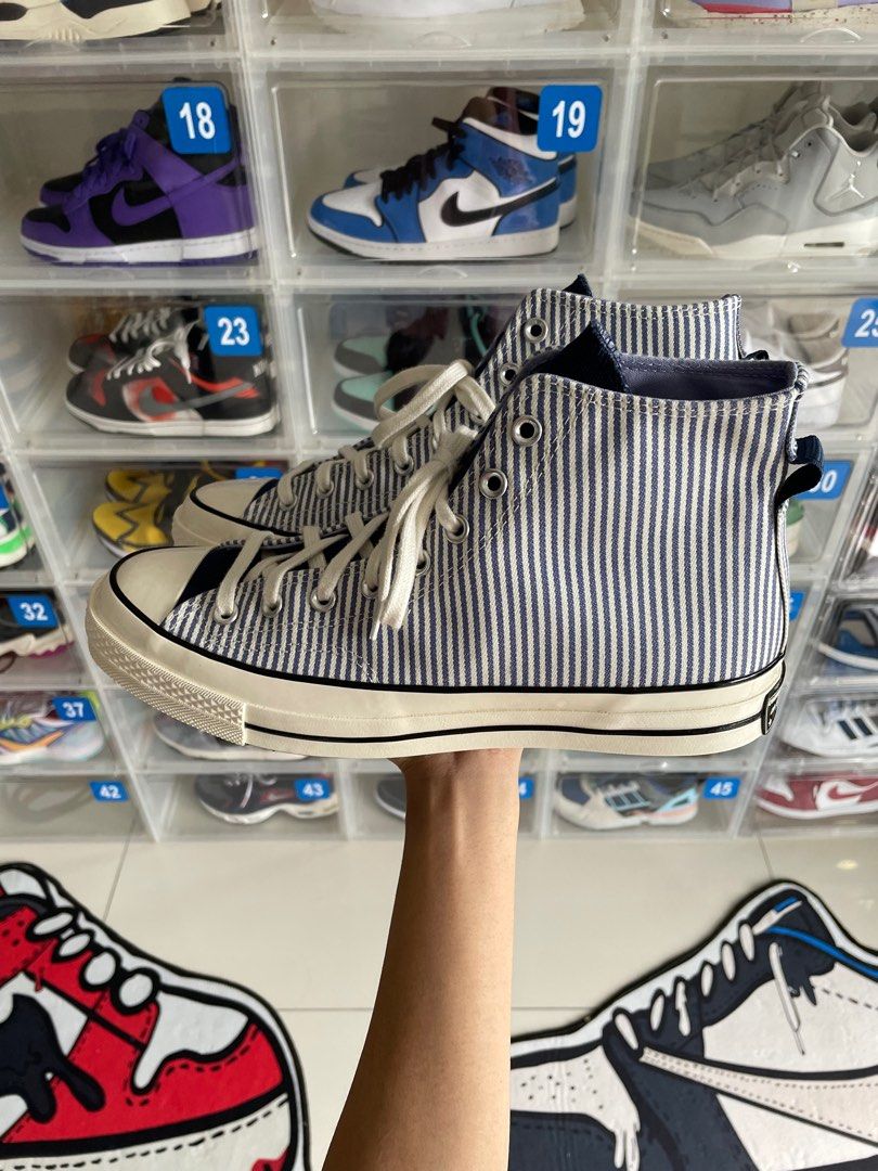 Shoe shop warehouse converse