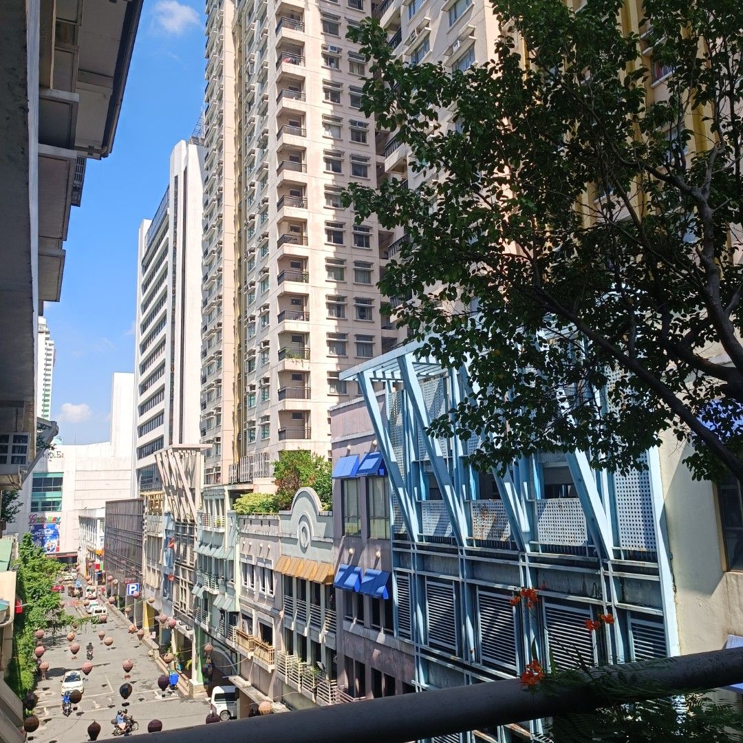 Cubao Condo Manhattan Parkway on Carousell
