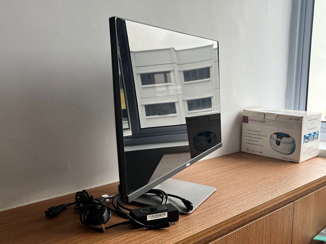 Dell Monitor 28 inch, Computers & Tech, Parts & Accessories, Monitor ...