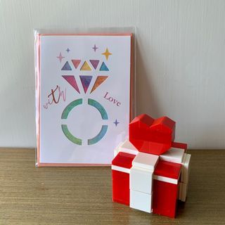 心動禮物：DIY手作積木小盒子 (心形款)+ 鑽戒心意卡