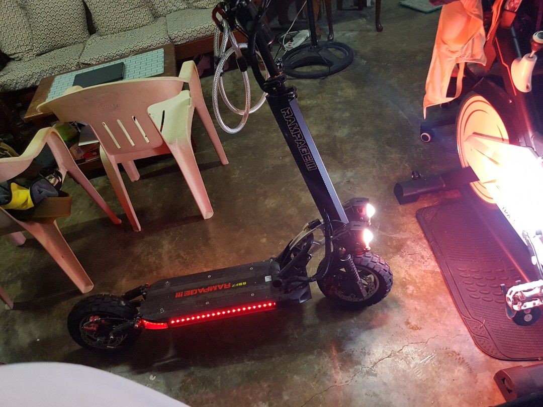 Electric scooter second hand on Carousell