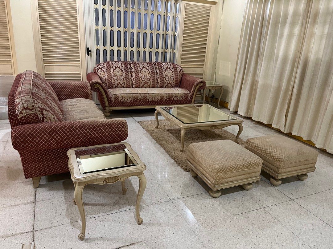 Elegant Large Living Room Wooden Furniture Set on Carousell