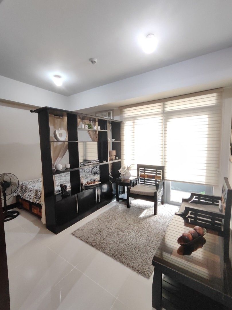 Condo For Rent in Manhattan Garden City Fully Furnished Executive Studio Unit Cubao Edsa Qc