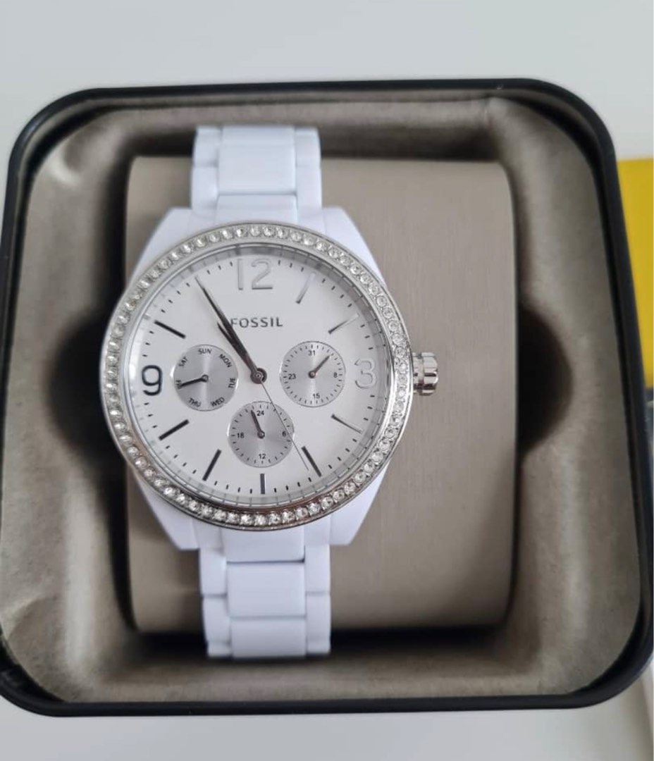 Fossil bq3343 top