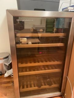 (Category: ) located in . Submitted by lancefrey (Listing ID 1244170871, Image 1). Description: .