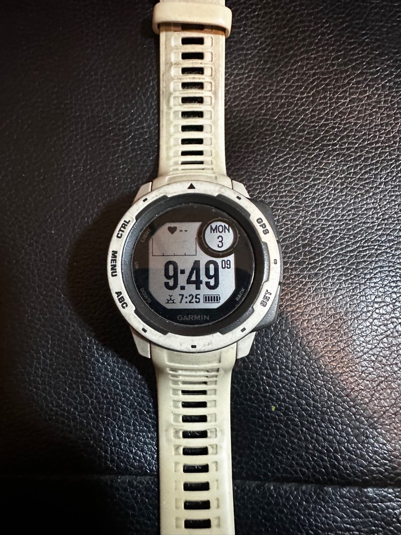 Garmin 2024 instinct white
