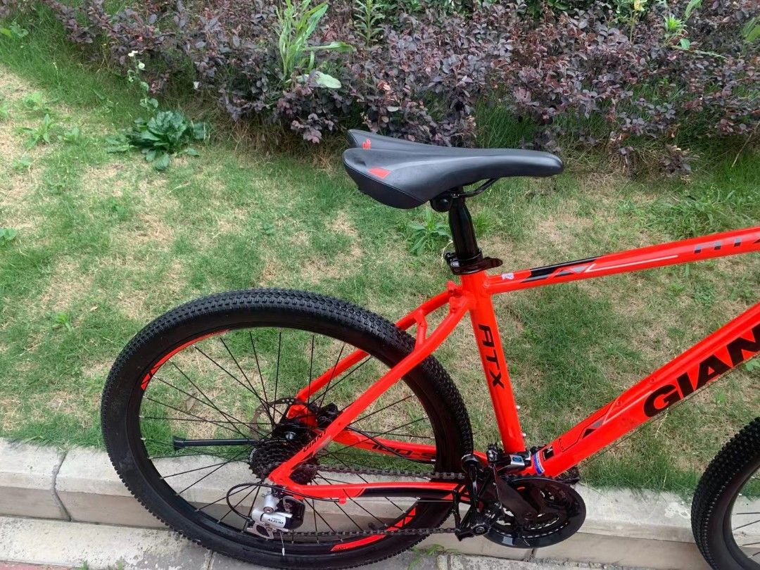 Giant mountain bike, Sports Equipment, Bicycles & Parts, Bicycles on