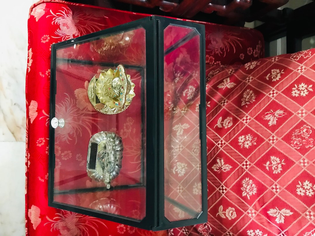 Glass display box, Furniture & Home Living, Home Decor, Other Home