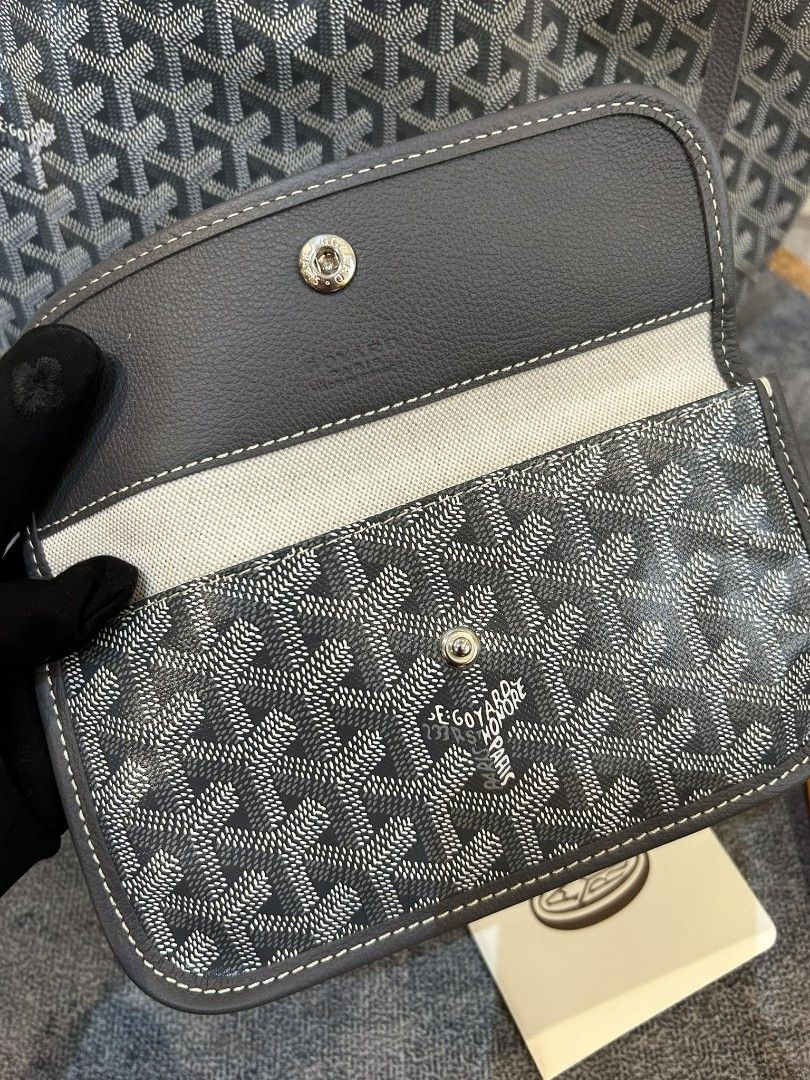 Authentic & BN Goyard St Louis PM in Gray color, Luxury, Bags & Wallets on  Carousell