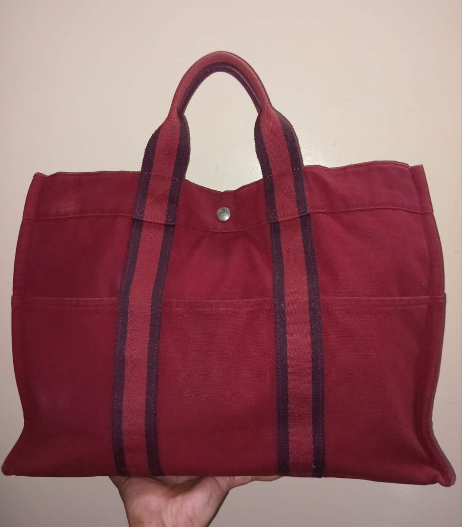 Hermes RED FOURRE TOUT MM on Carousell