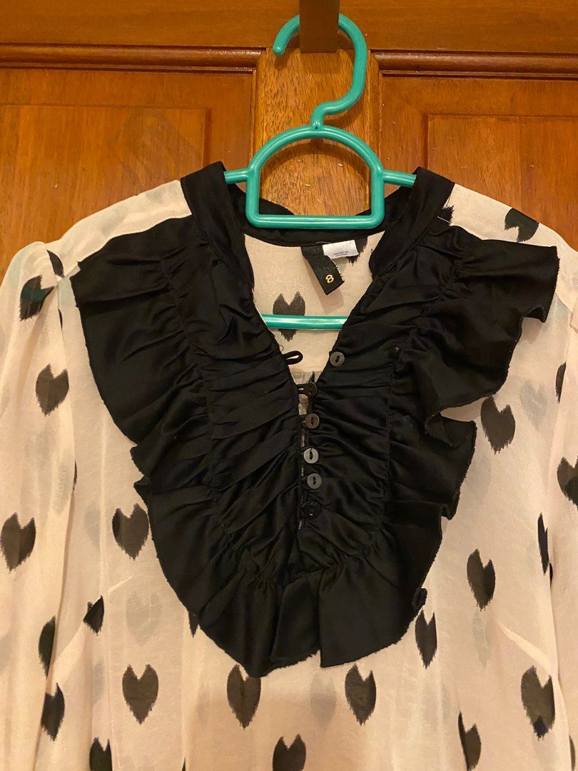 Heart blouse cheap h&m