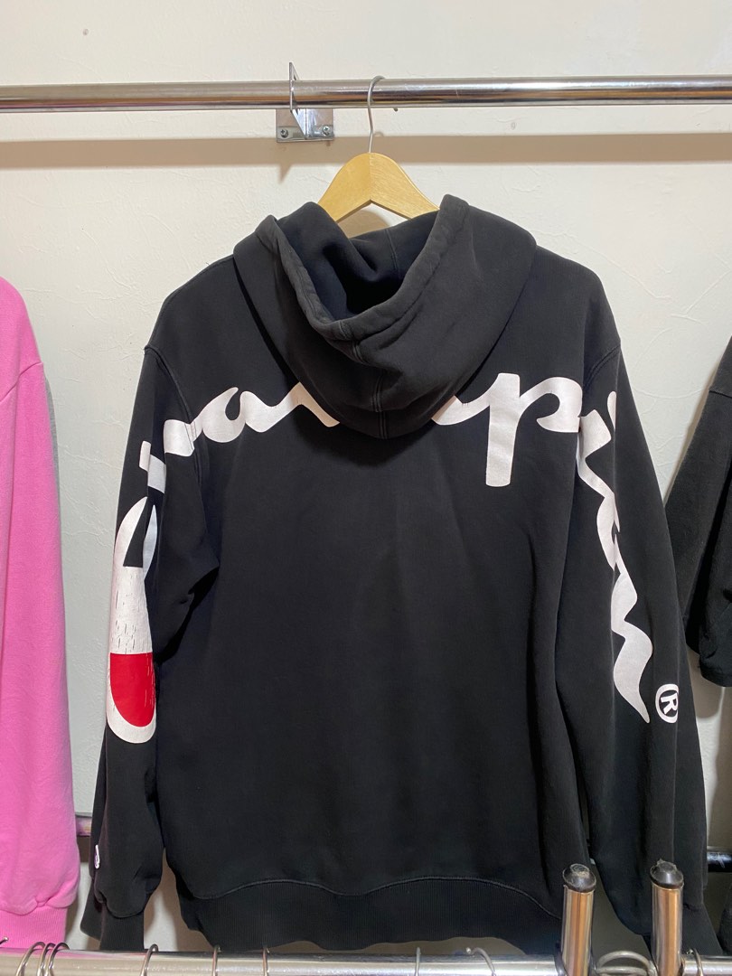 Hoodie Champion x Supreme Fesyen Pria Pakaian Baju Luaran di Carousell