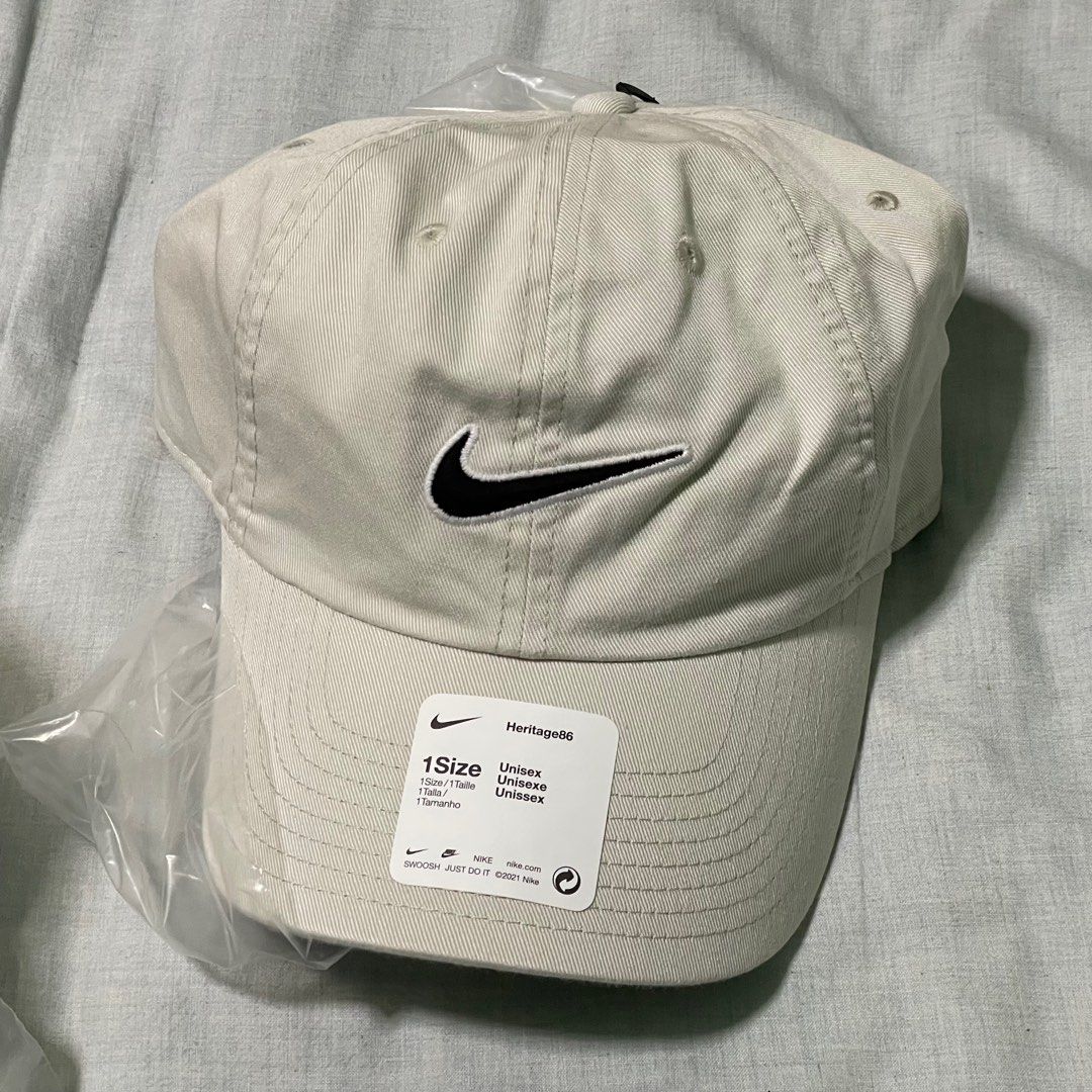 Nike Dri-Fit Yankees cap, Men's Fashion, Watches & Accessories, Cap & Hats  on Carousell