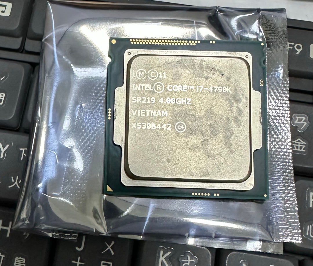 Intel i7 4790K LGA 1150 CPU (第四代i7 系列最高階CPU), 電腦＆科技