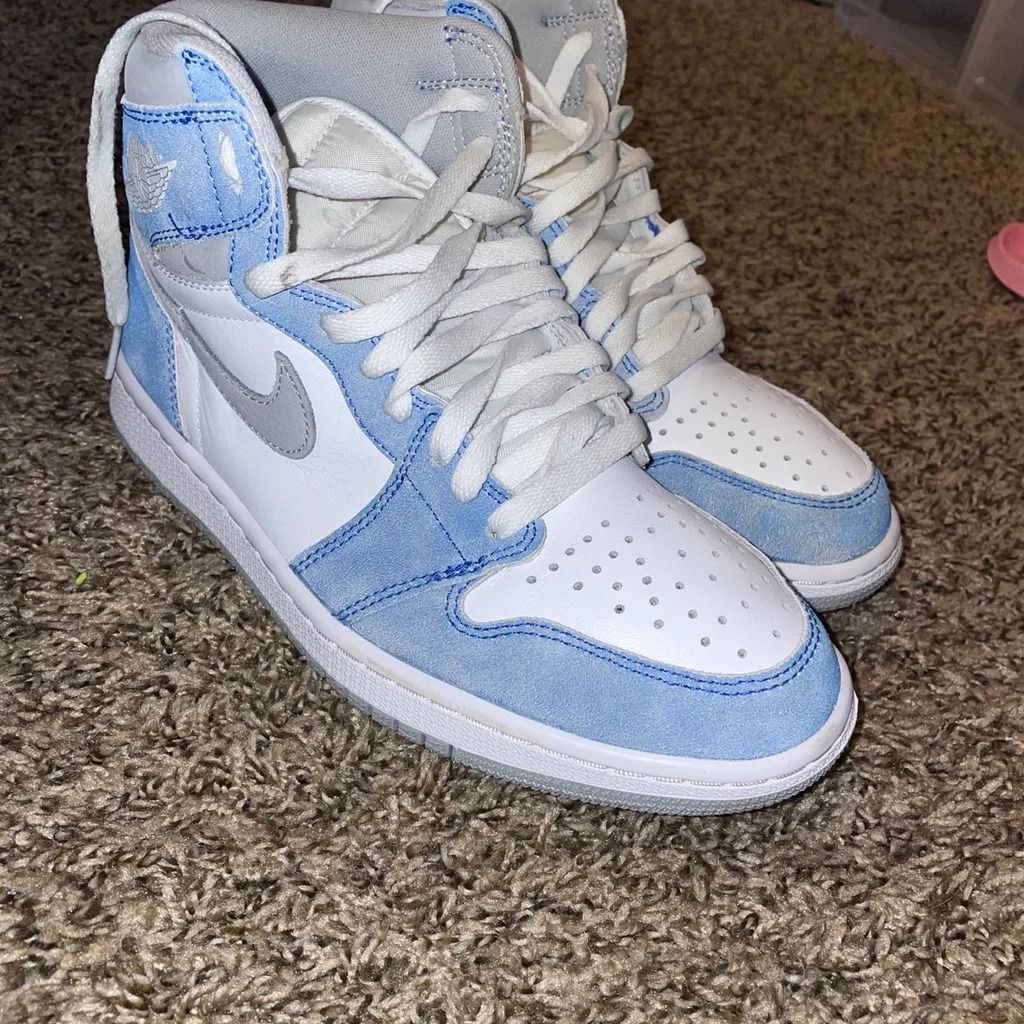 J1 Off-white UNC, Women's Fashion, Footwear, Sneakers on Carousell