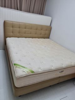 (Category: ) located in . Submitted by israa1990 (Listing ID 1244216098, Image 1). Description: .