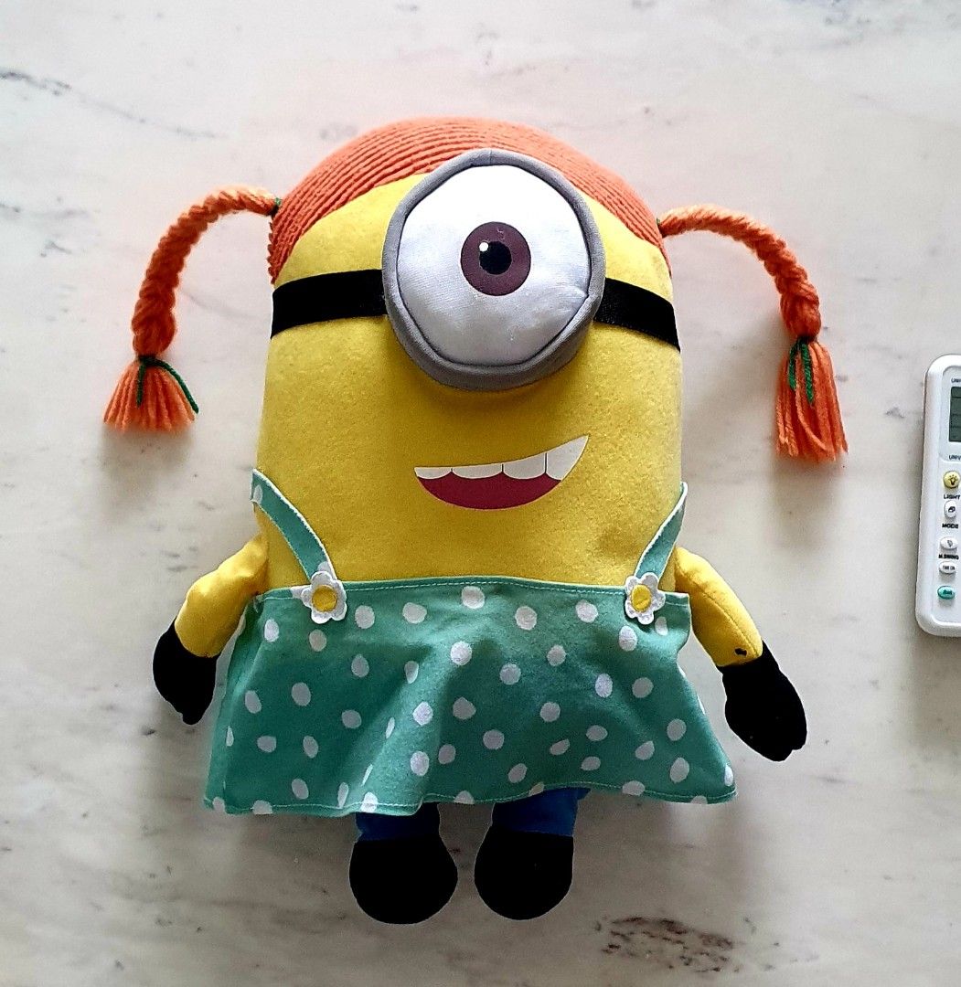 Giant discount minion plush